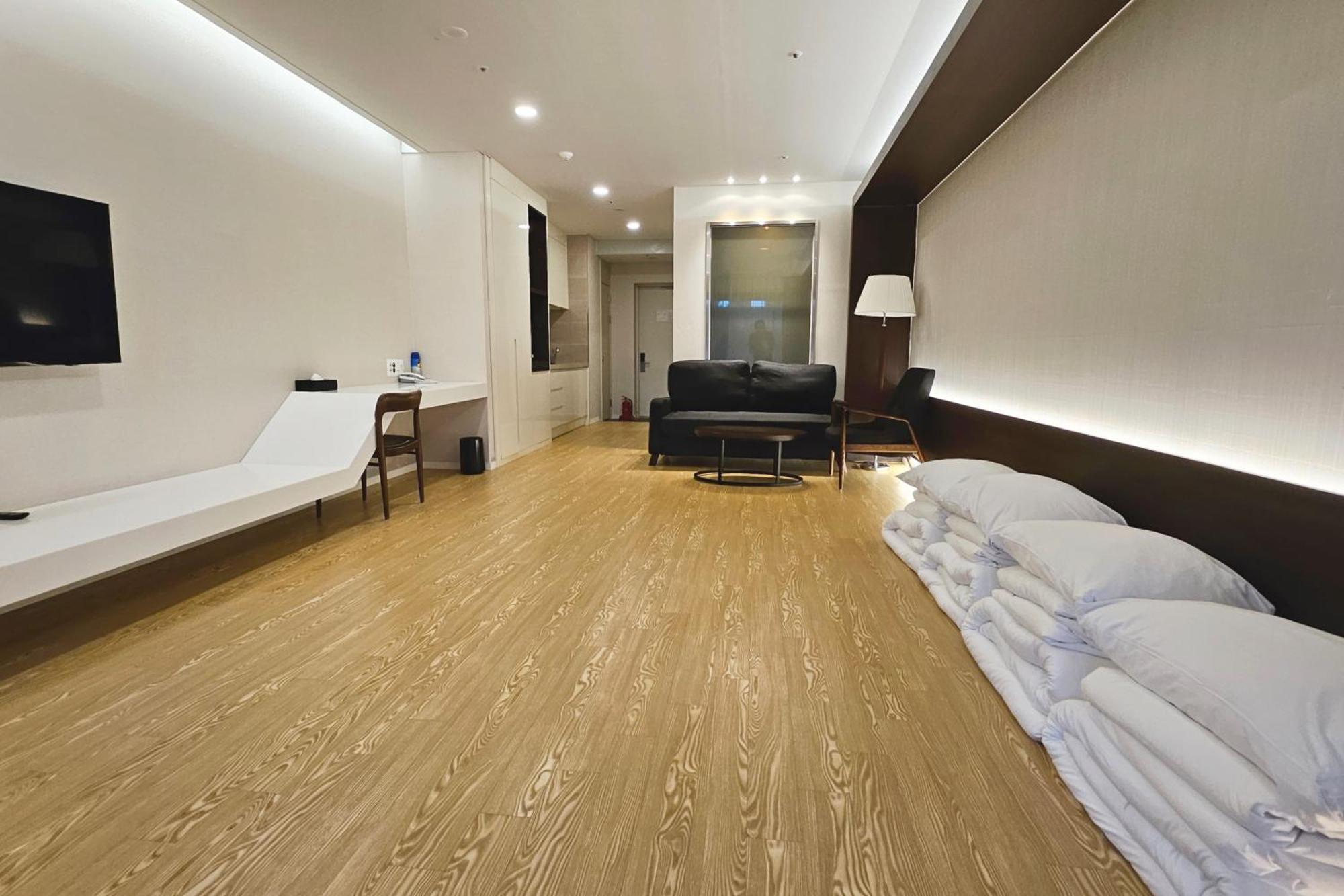 The Qube Resort Jeju Seogwipo Exterior foto
