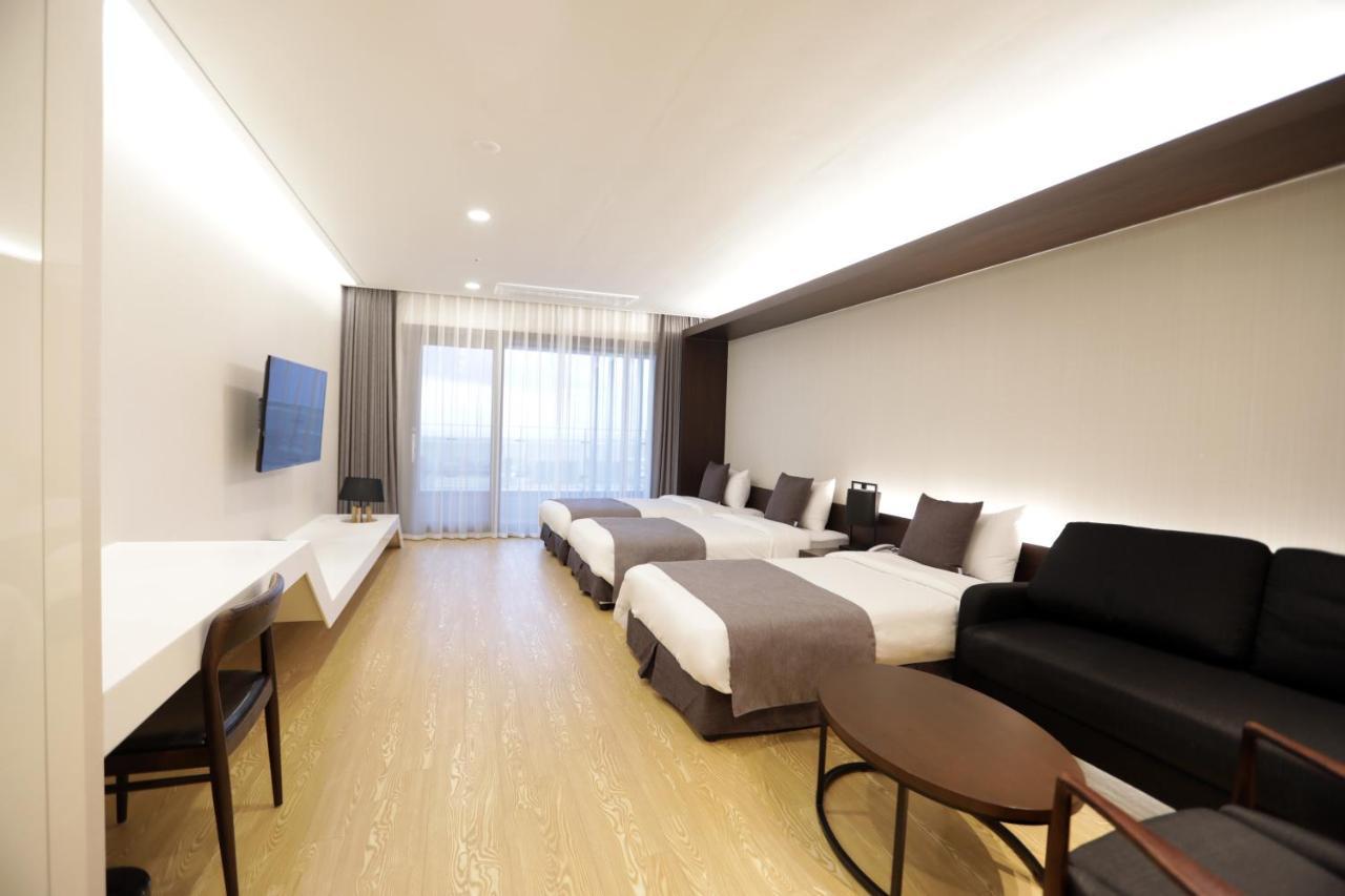 The Qube Resort Jeju Seogwipo Exterior foto