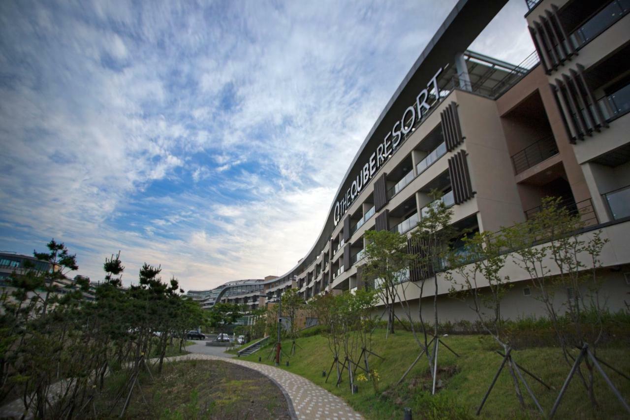 The Qube Resort Jeju Seogwipo Exterior foto