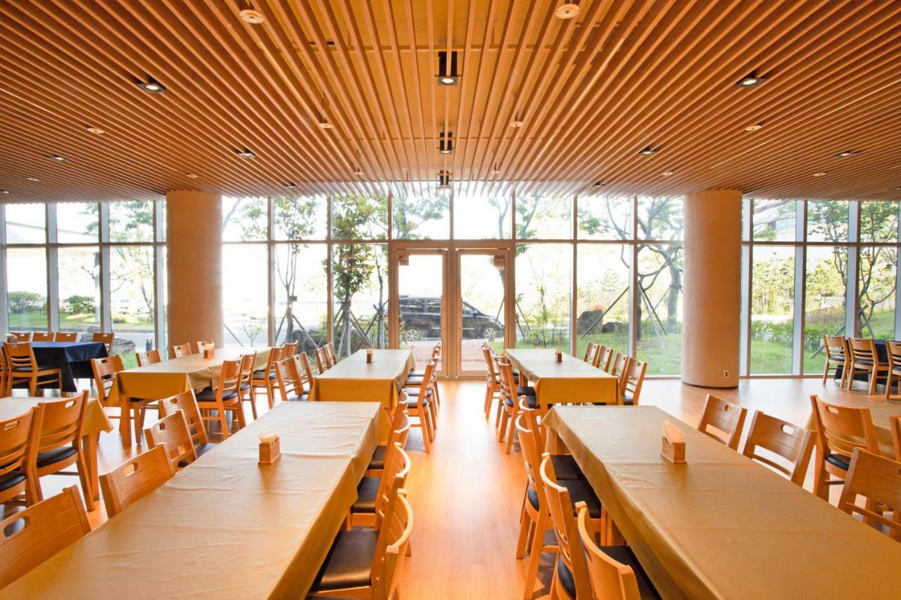 The Qube Resort Jeju Seogwipo Exterior foto